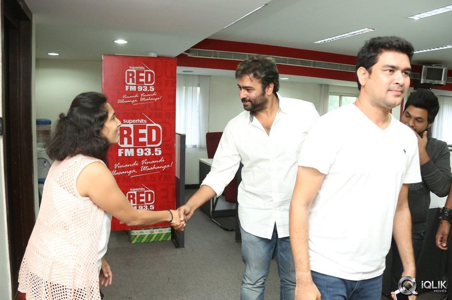 Rowdy-Fellow-Movie-Team-at-Red-FM